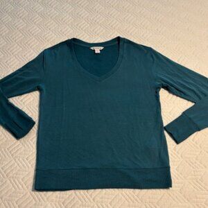 Athleta Hunter Green lightweight V-neck sweatshirt